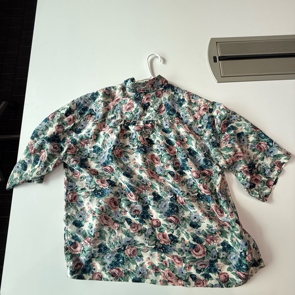 Vintage floral retro button up blouse - Picture 2 of 2